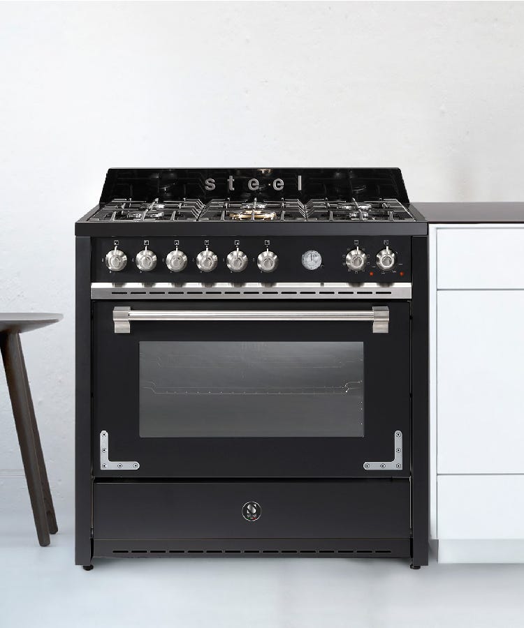 Get $500 off the Steel Oxford X9F-5NF Freestanding Cooker. Offer ends 31/0/23. At an e&s near you.